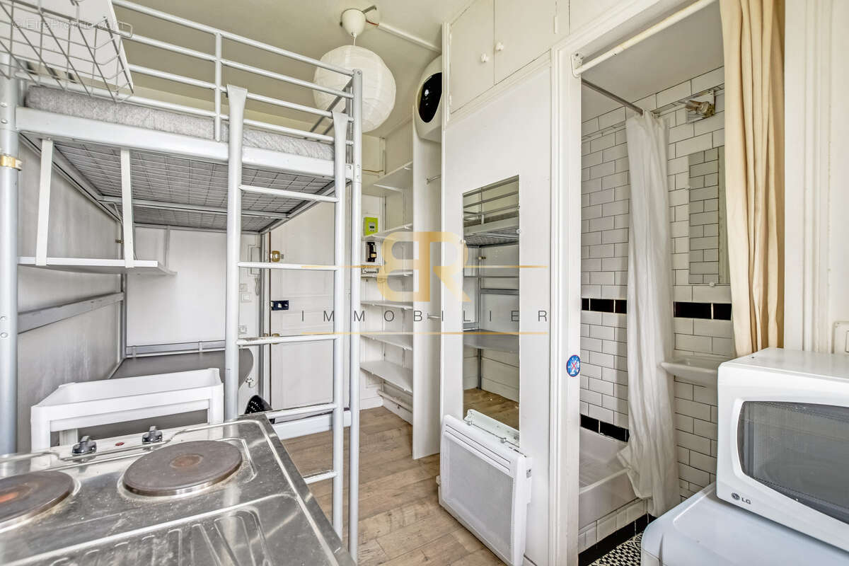 Appartement à PARIS-12E