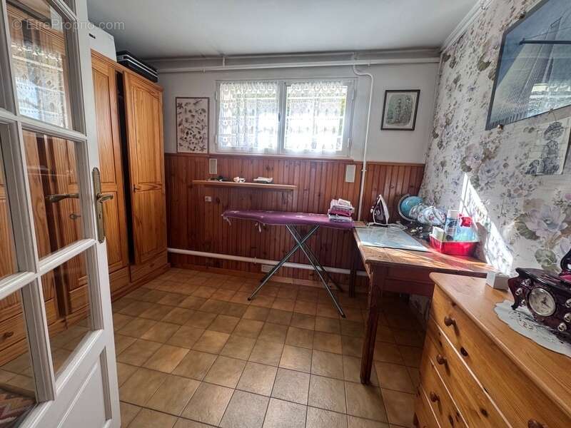 Maison à SAINT-CYR-SUR-LOIRE