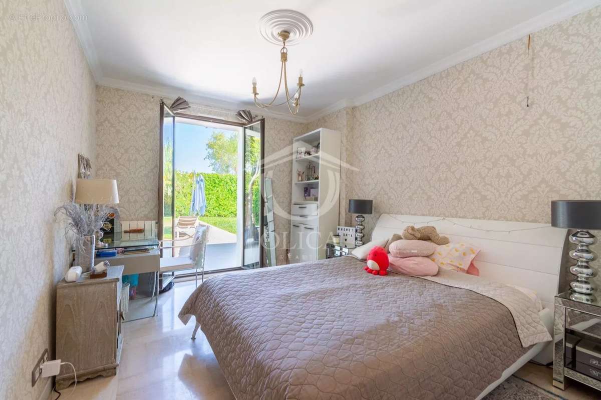 Maison à VILLENEUVE-LOUBET