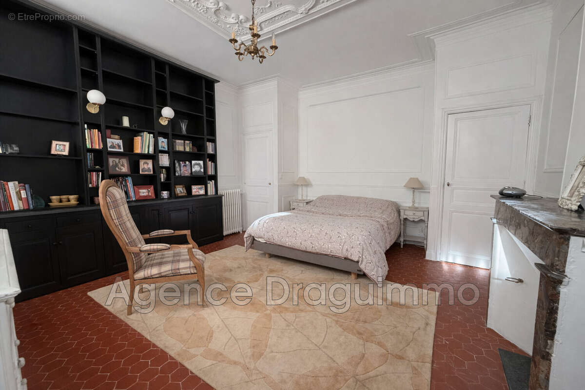 Appartement à DRAGUIGNAN