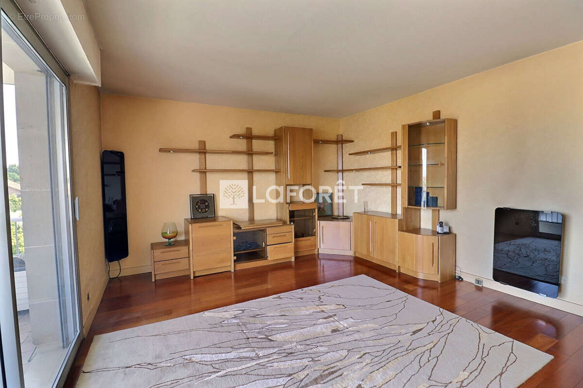 Appartement à VITRY-SUR-SEINE