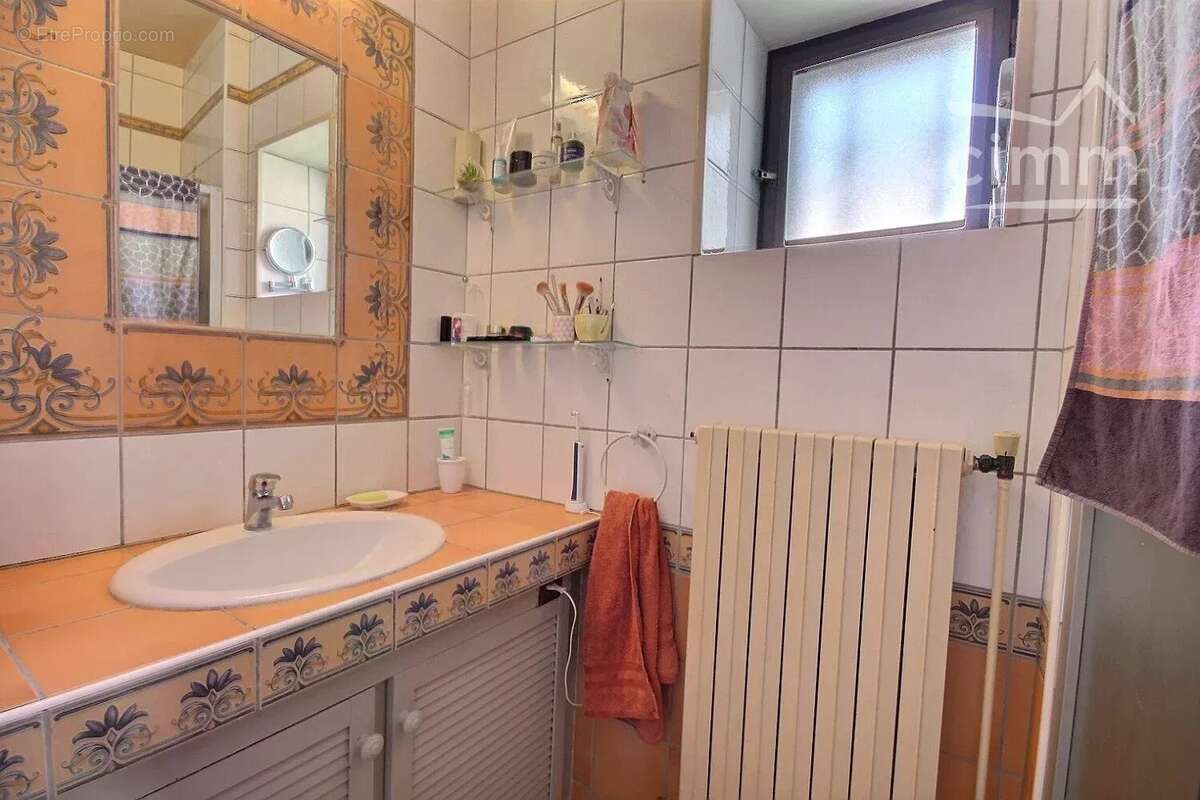 Maison à LA ROCHETTE