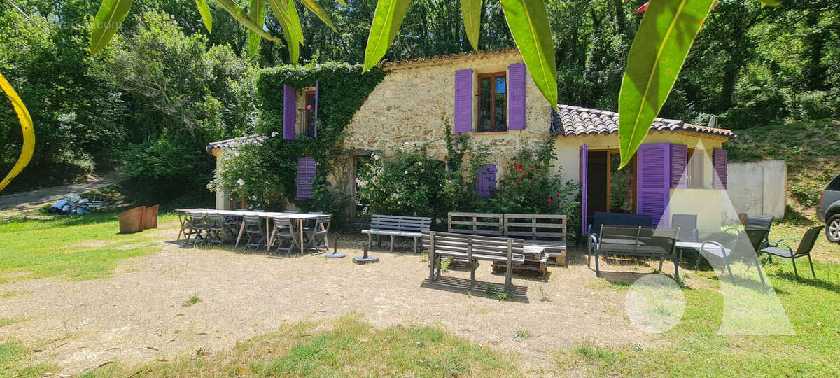 Maison à SALERNES