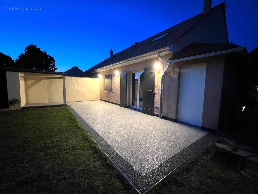 Maison à PONTAULT-COMBAULT