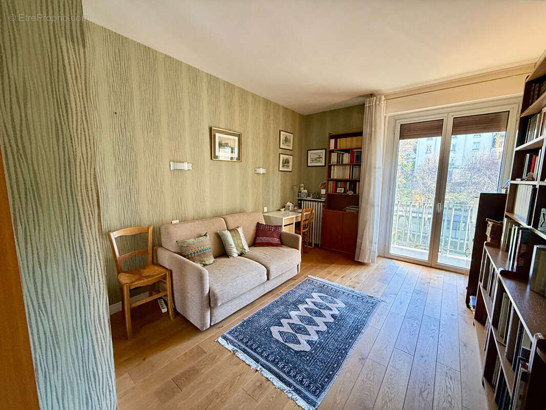 Appartement à LE RAINCY