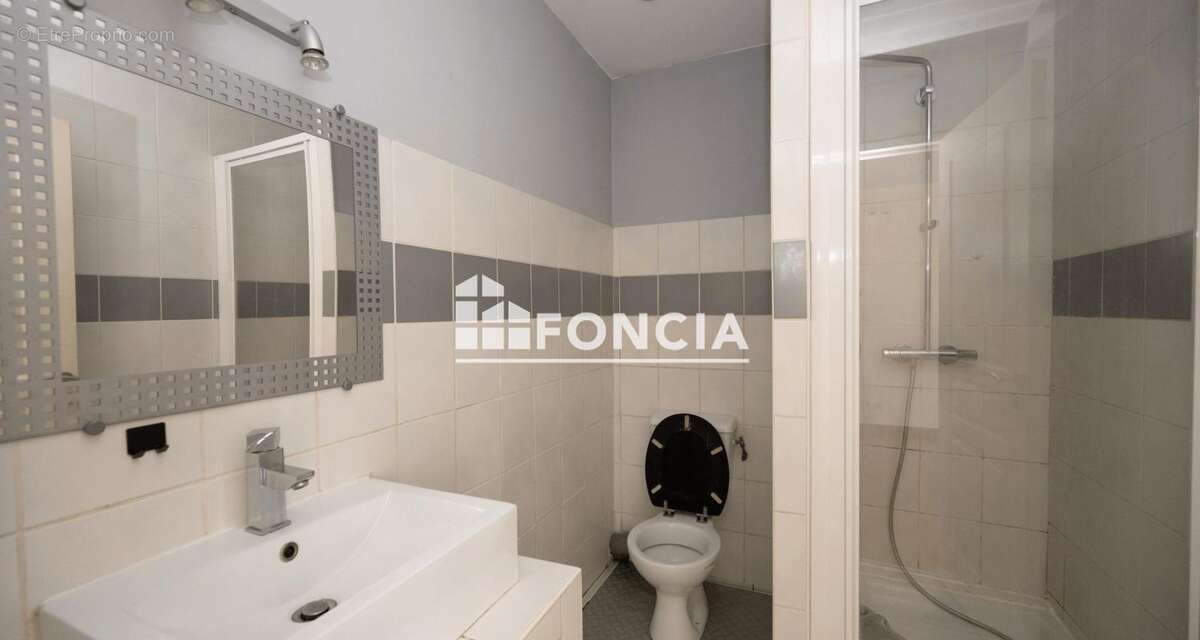 Appartement à TOURNON-SUR-RHONE