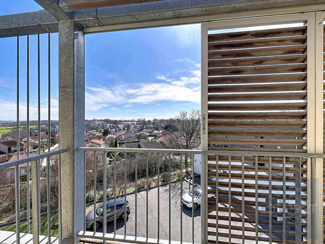 Appartement à SAINT-ORENS-DE-GAMEVILLE