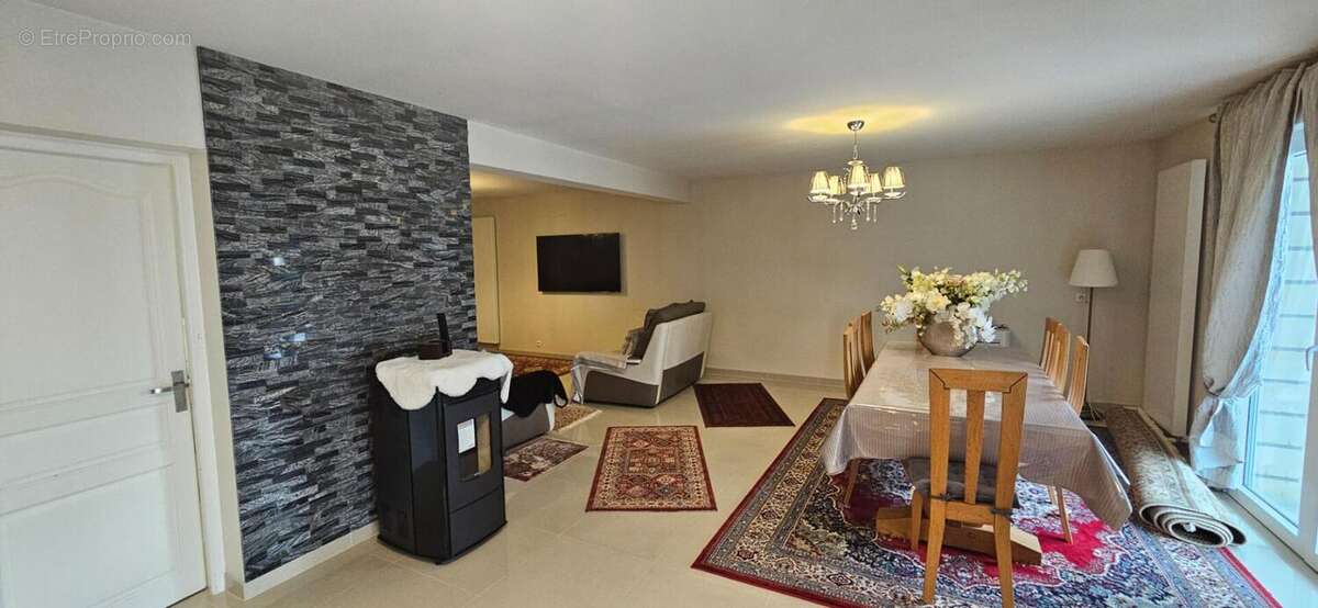 Maison à MITRY-MORY