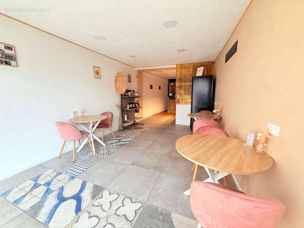 Commerce à SAINT-MARTIN-D'ARDECHE