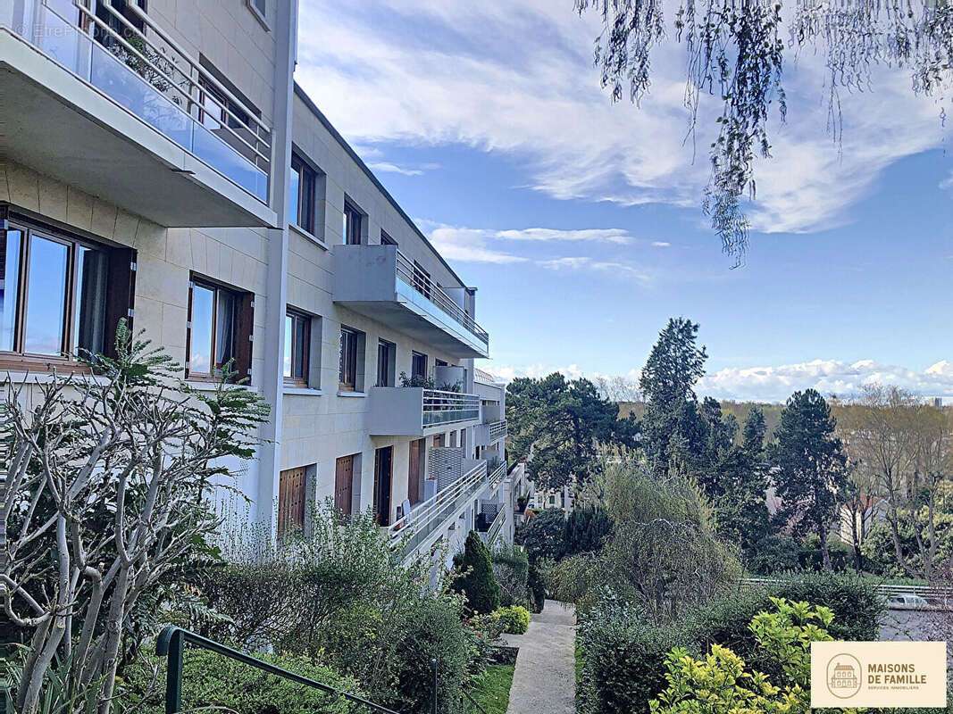 Appartement à BOUGIVAL