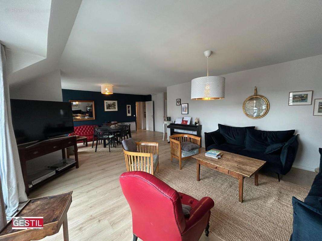 Appartement à PONTOISE