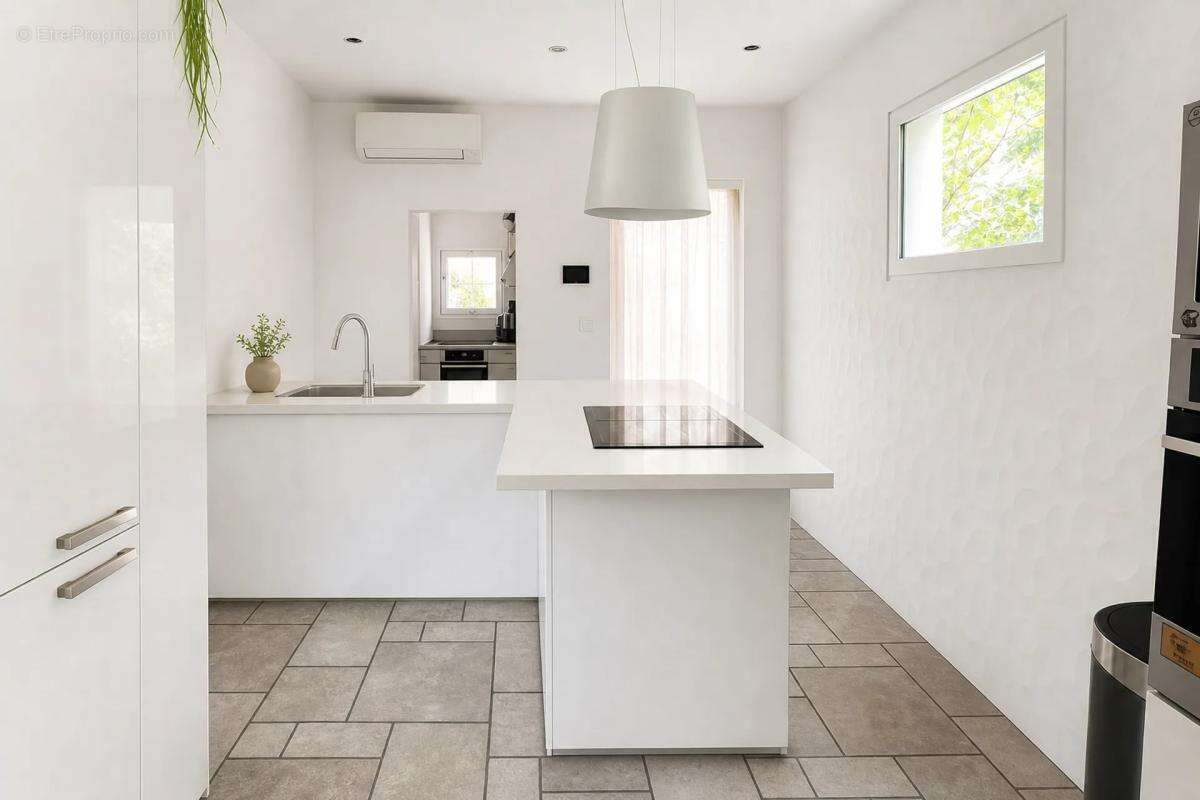 Maison de 12 pièces de 304 m² à Amélie-les-Bains - photo 11