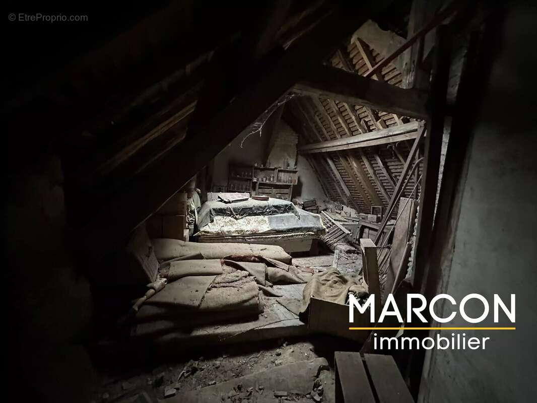 Maison à LA SOUTERRAINE