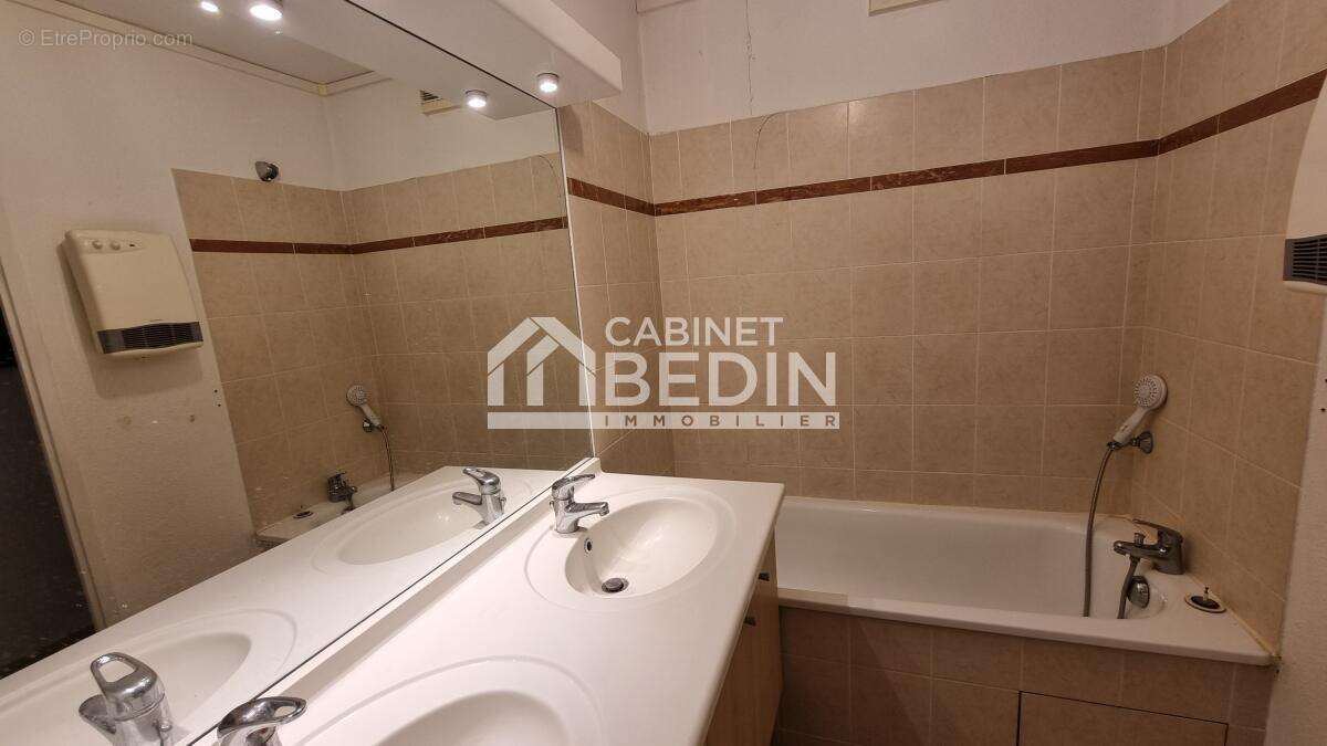 Appartement à CASTELGINEST