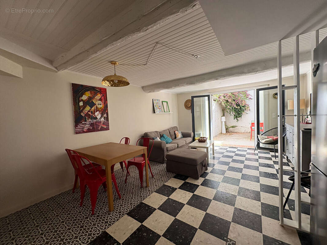 Maison à TORREILLES