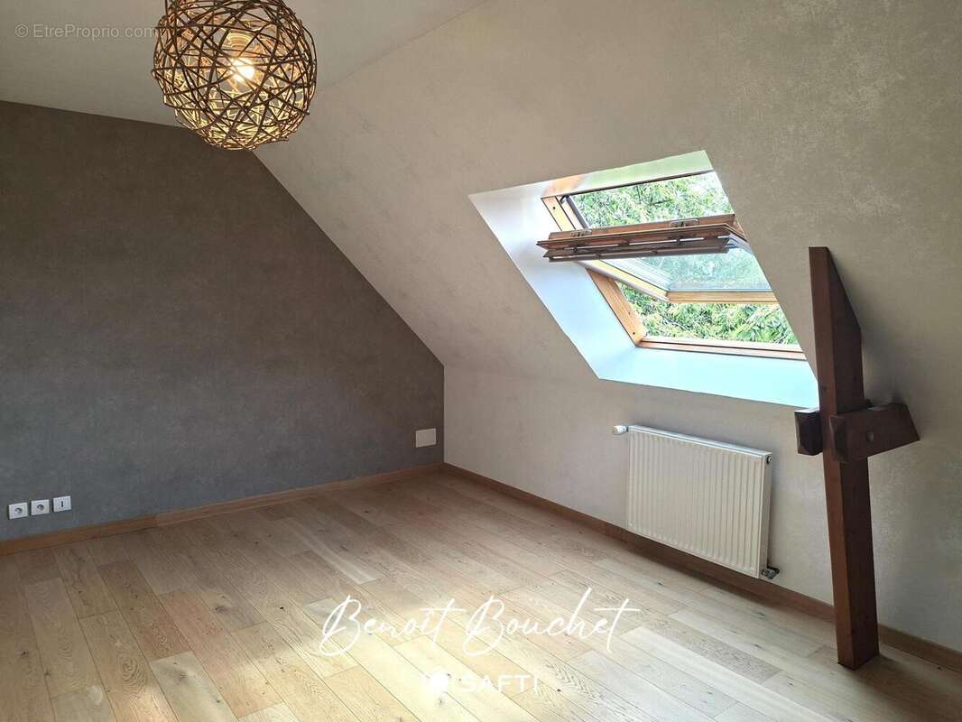 Maison 169 m² à Mouen  - photo 9