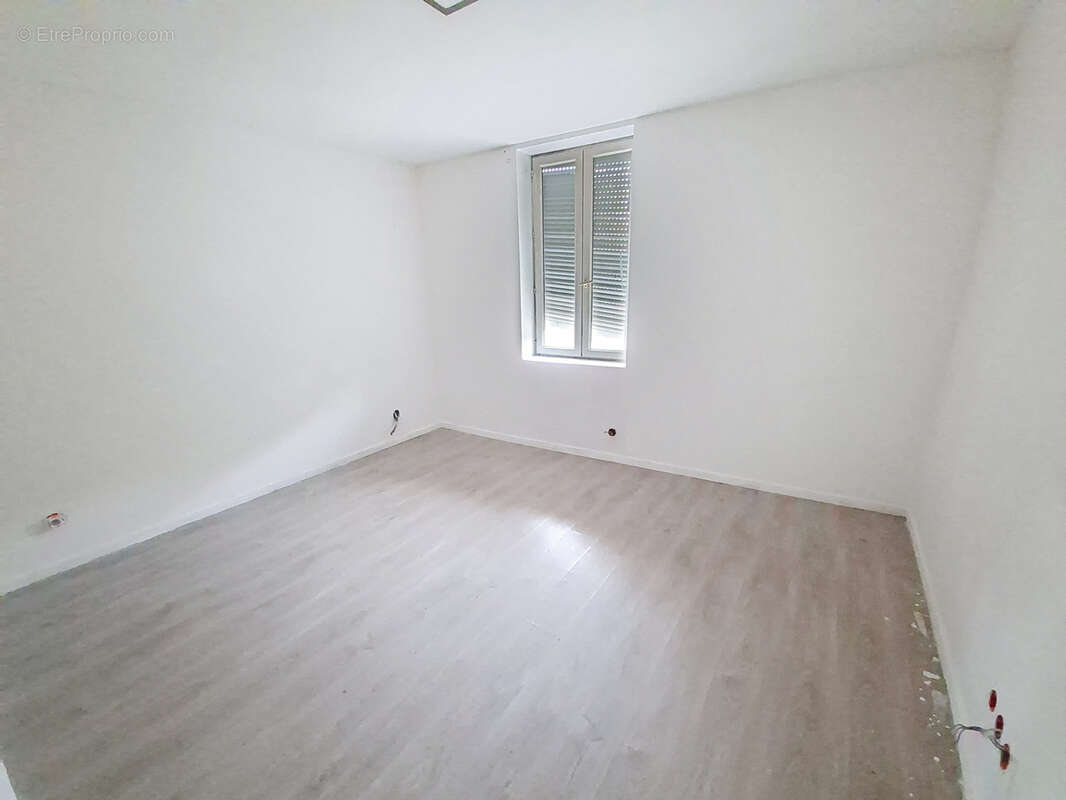 Maison semi individuelle 3 chambres 59220 Wavrechain sous Denain - photo 7