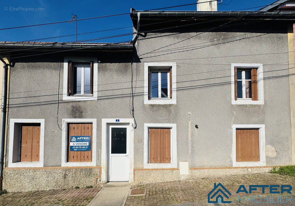 Maison à VIRECOURT