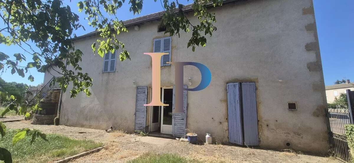 Maison 133 m² à Ligny-En-Brionnais  - photo 18