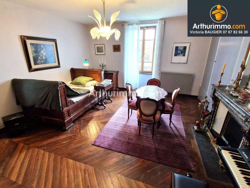 Maison à SAVIGNY-EN-REVERMONT