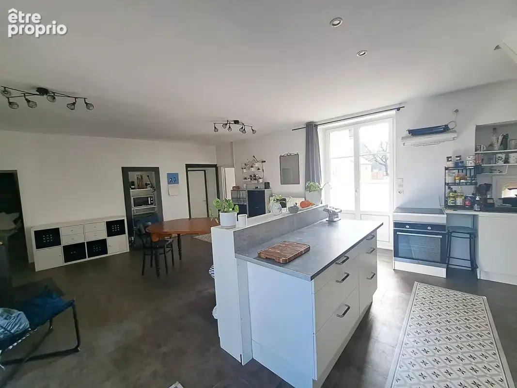 Maison de village en pierre avec cave voutée à Voiteur (39210) - photo 6