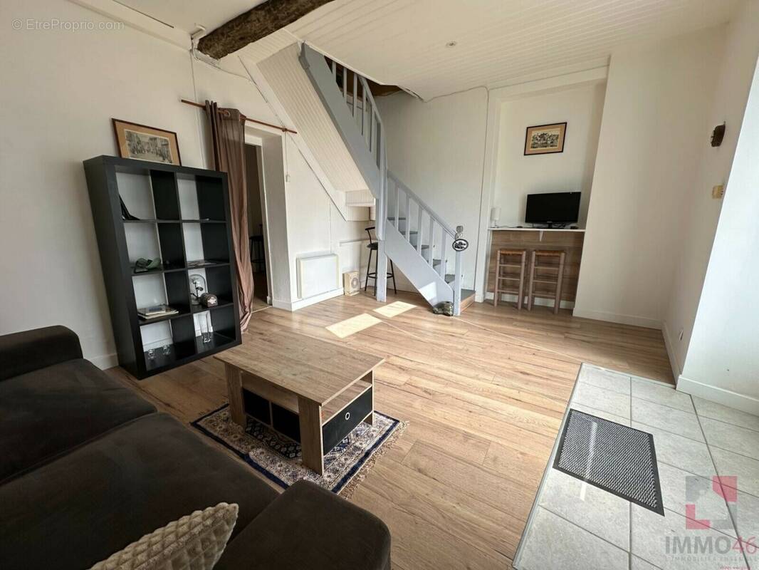 Maison à PUY-L'EVEQUE