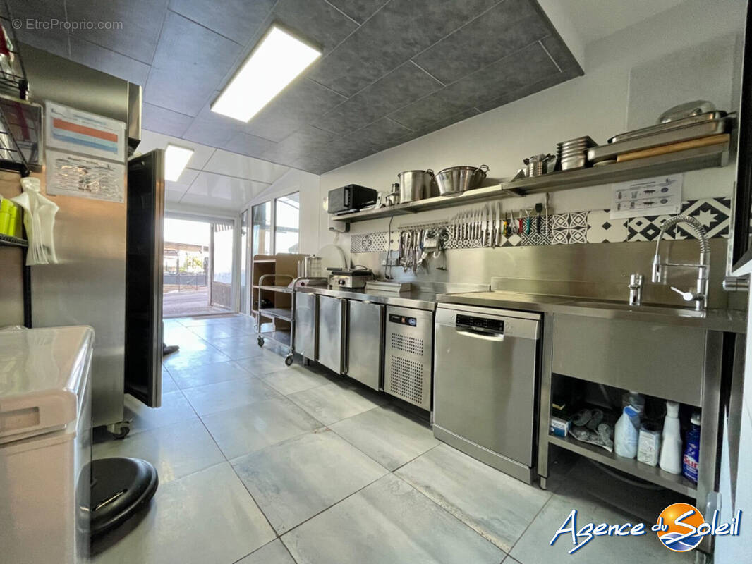 Commerce à SAINT-CYPRIEN