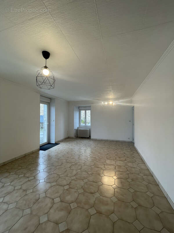 Appartement à OISSEAU