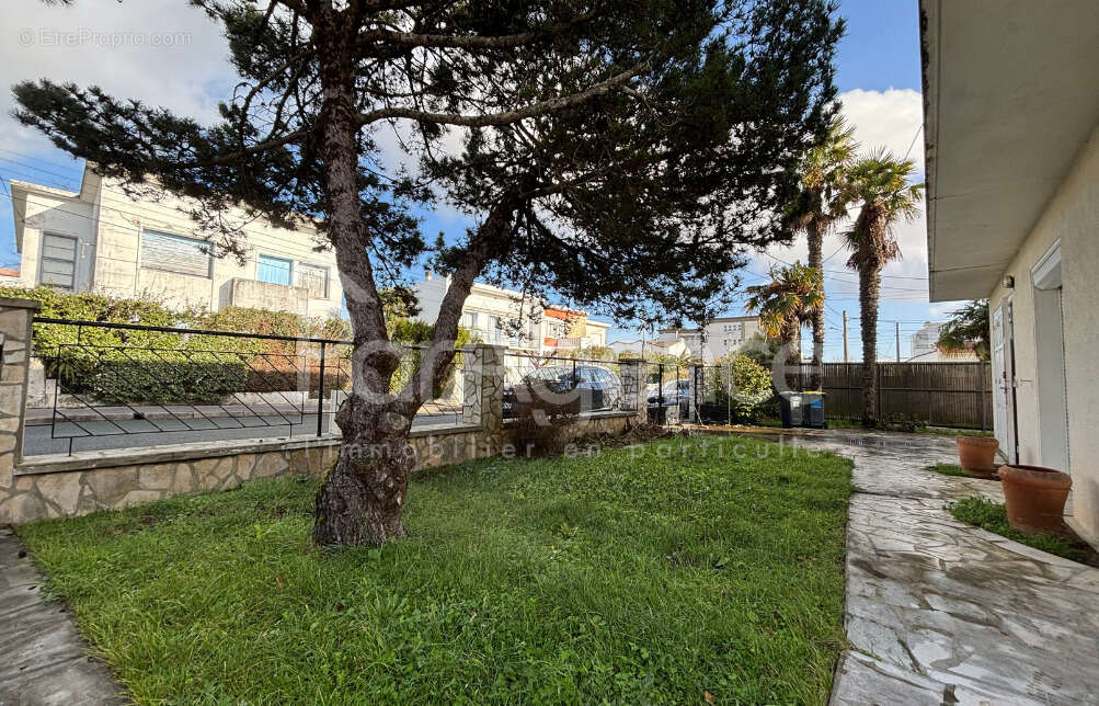Maison   Deux appartements   Foncillon Royan - photo 18