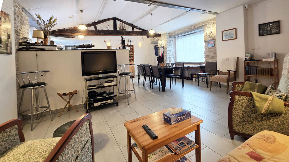 Maison à NOTRE-DAME-DE-RIEZ