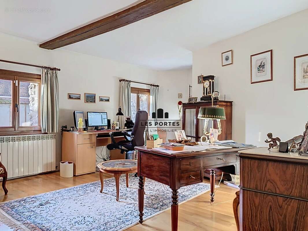 Maison à MILLY-LA-FORET