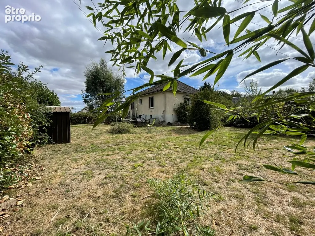 Pavillon sur sous sol indépendant proche LA BAZOCHE GOUET - photo 2