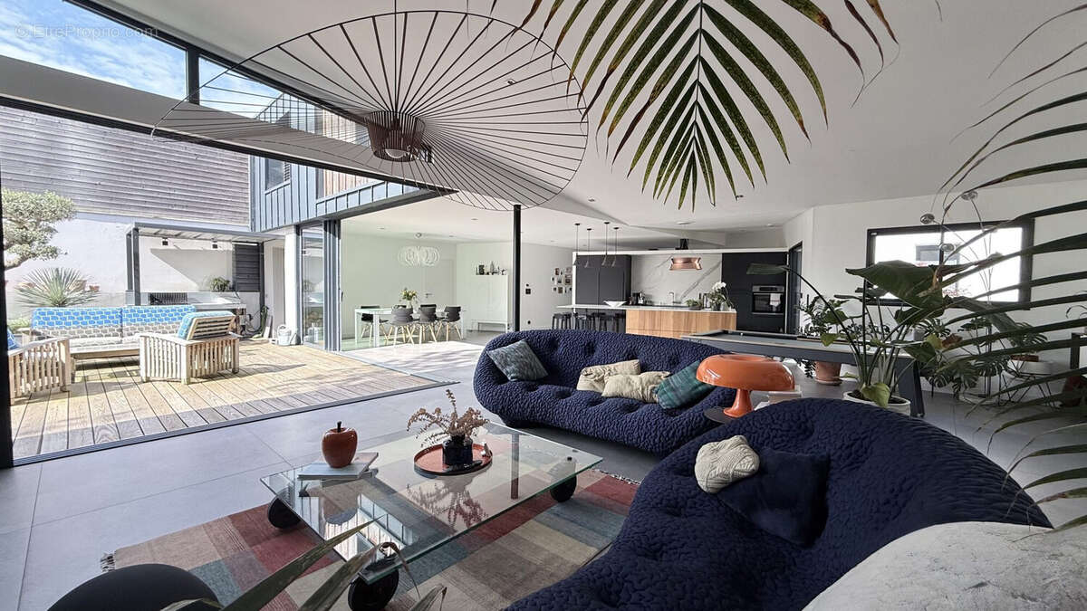 Maison à LA ROCHELLE