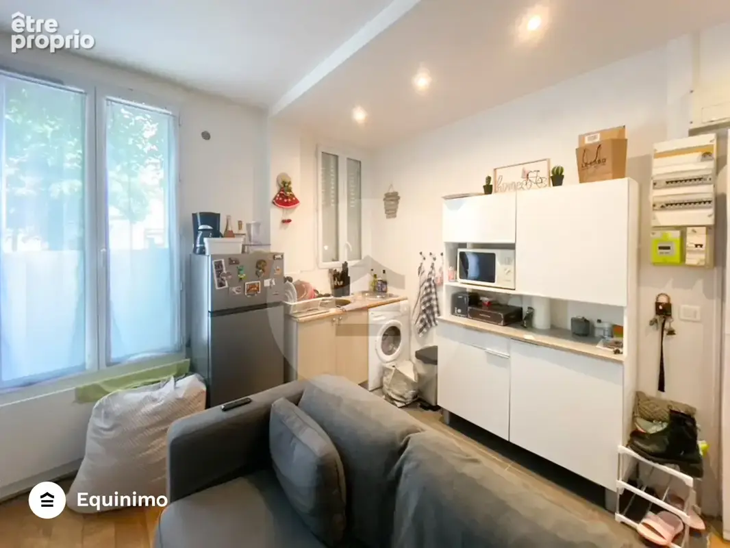 Immeuble de 4 appartements   120 m2 traversant et lumineux, situé Boulevard de la Liberté aux Lilas, à proximi - photo 5