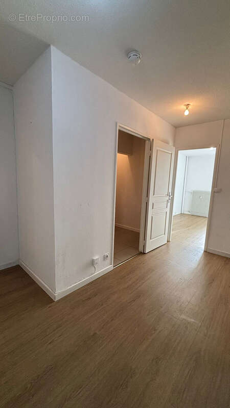 Appartement à PORT-DE-BOUC