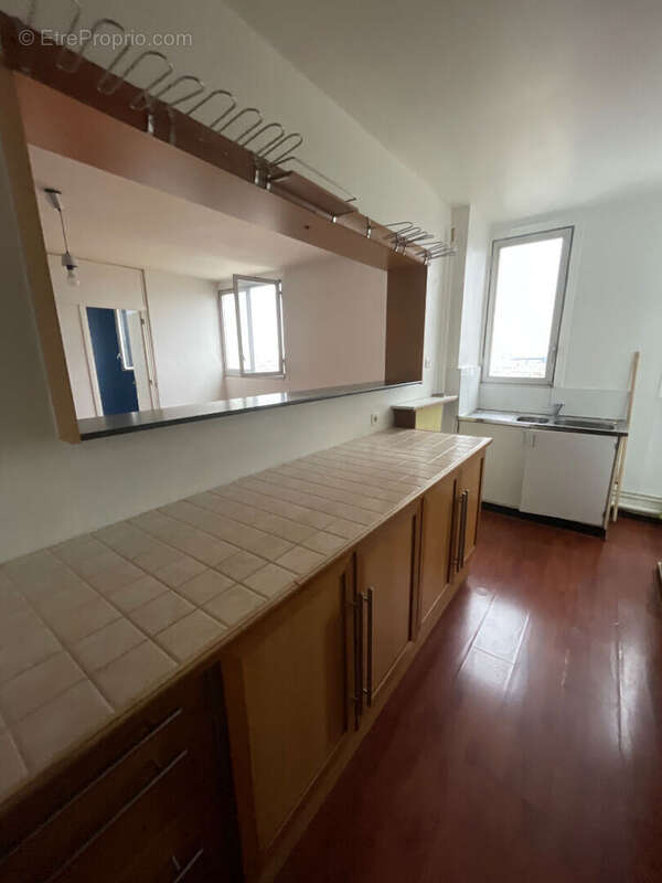 Appartement à PARIS-19E