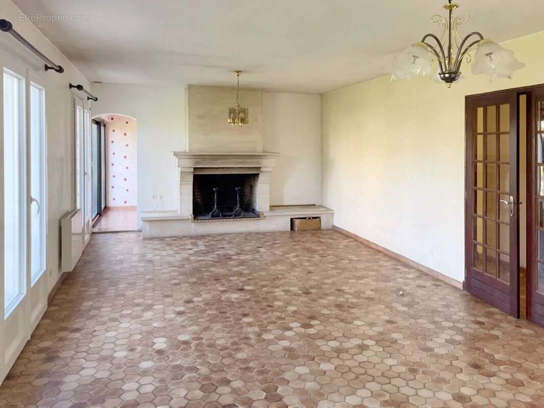 Maison à CASTRES-GIRONDE