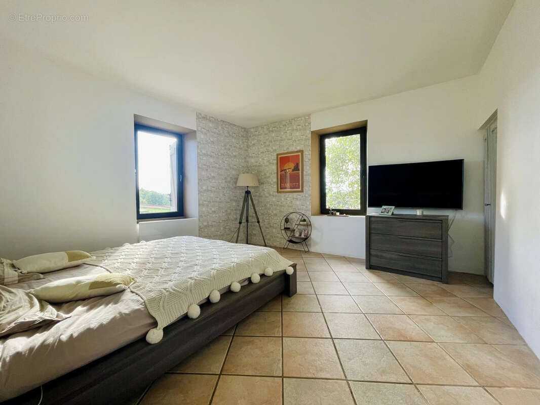 Maison à L&#039;ISLE-JOURDAIN