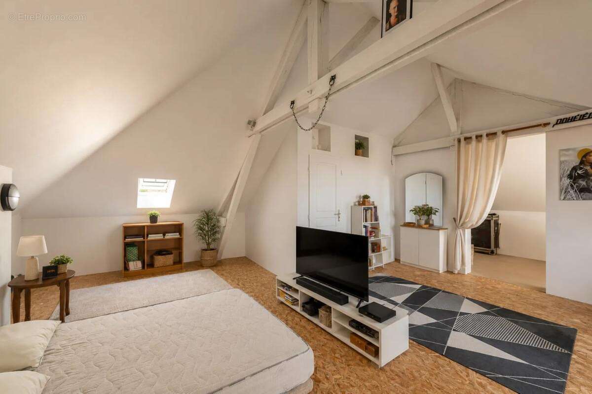 Maison de 7 pièces de 185 m² à Montmirail - photo 8