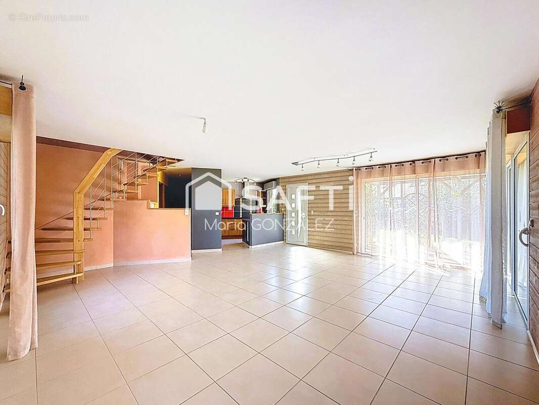 Photo 2 - Maison à MONTBAZON