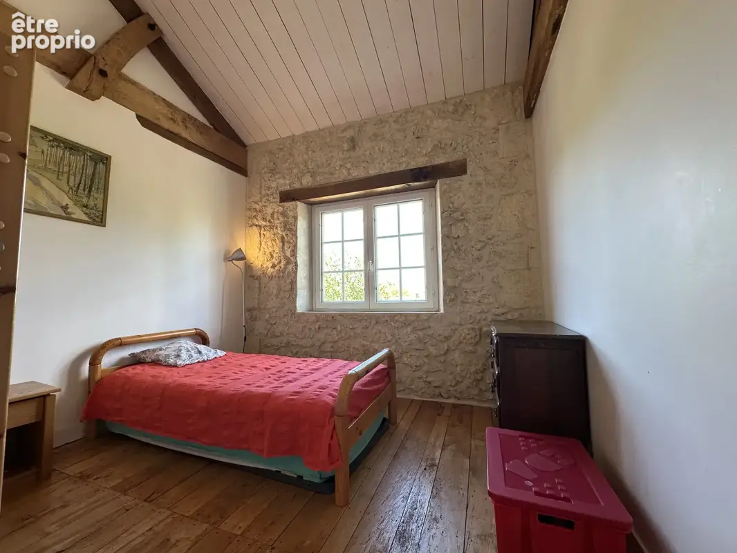 Maison en pierres avec grange - photo 9