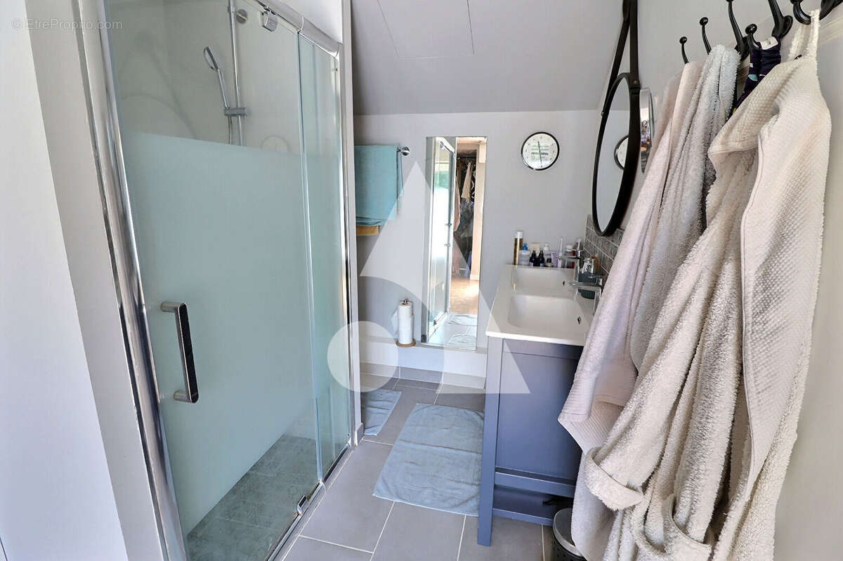 Maison familiale rare à Pontoise ? 5 chambres, suite parentale et sous-sol total - photo 9