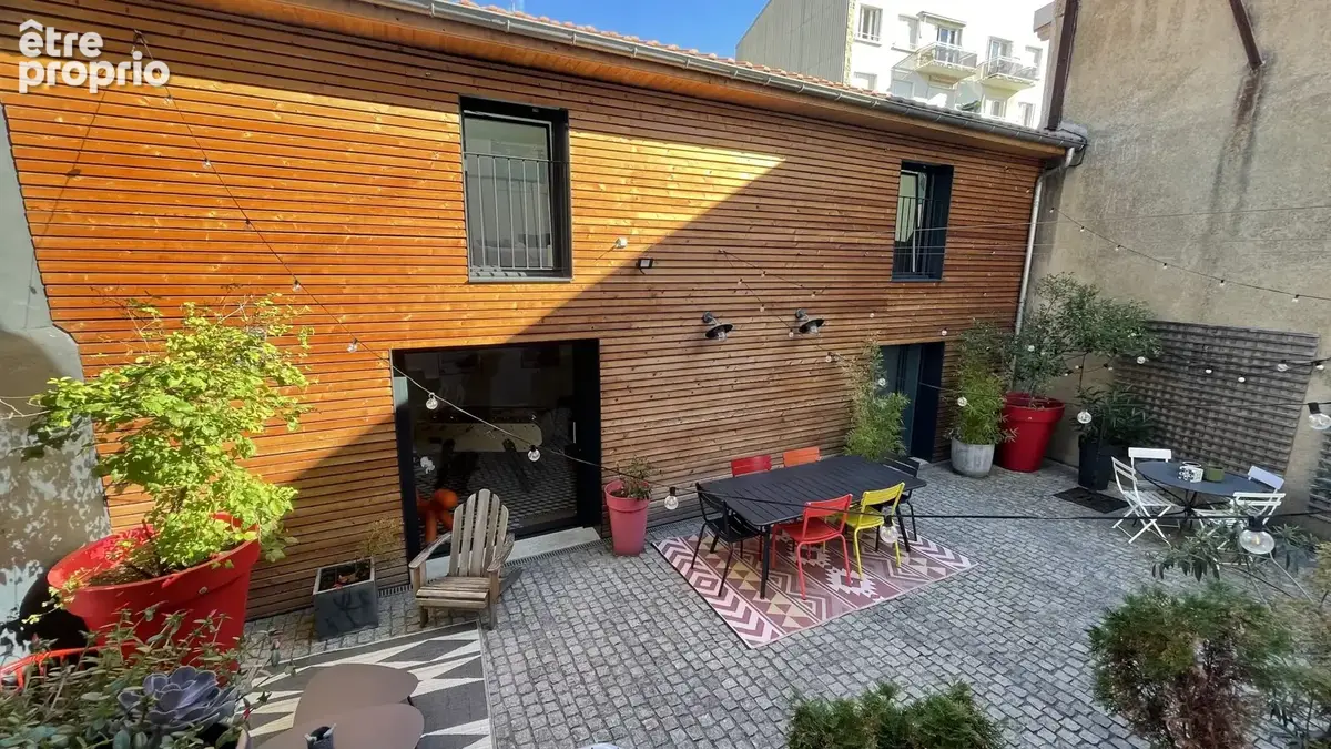 Maison 6 pièces 191 m² à vendre à Chamalieres (63400) - photo 4