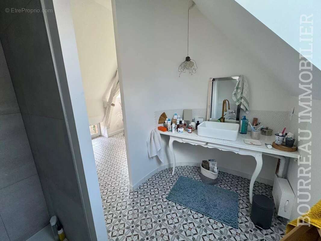 Maison à CEZY