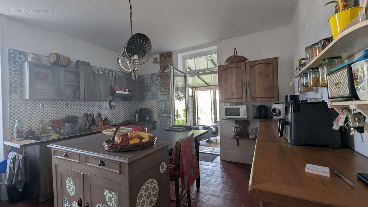 Maison à TONNAY-CHARENTE