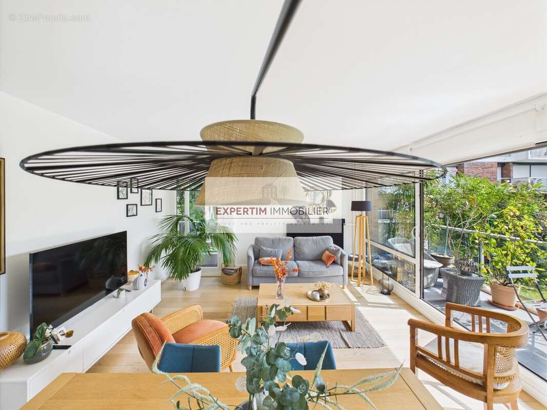 Appartement à JOUY-EN-JOSAS