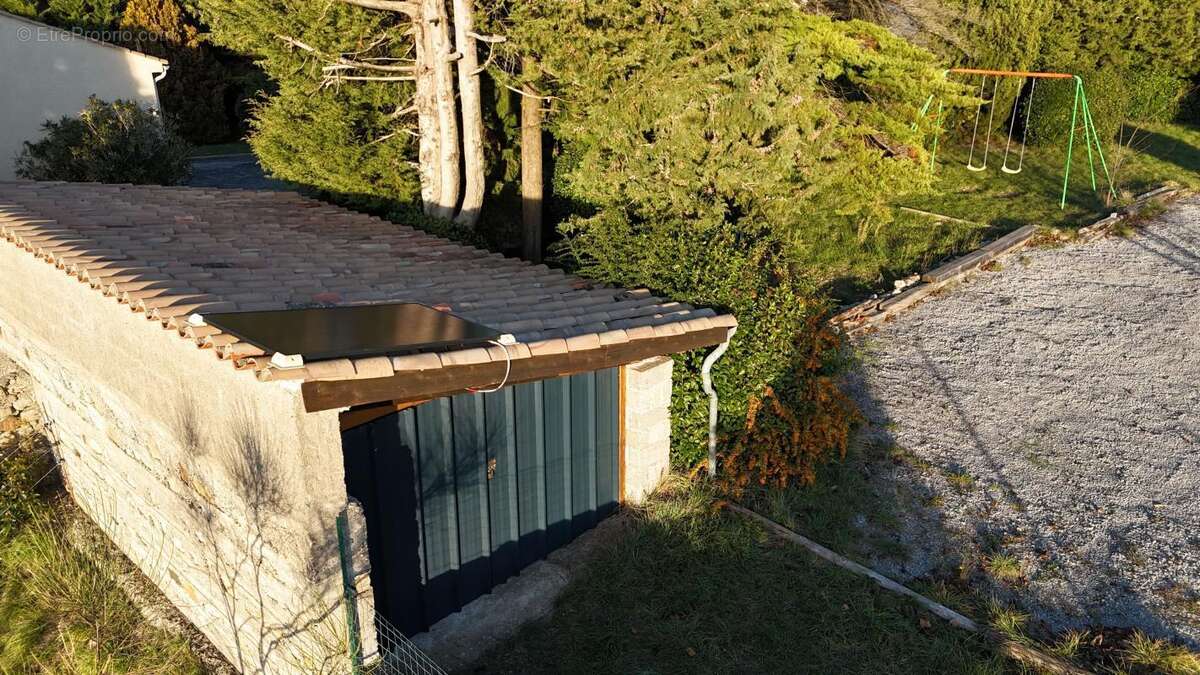 Terrain à VILLENEUVE-DE-BERG