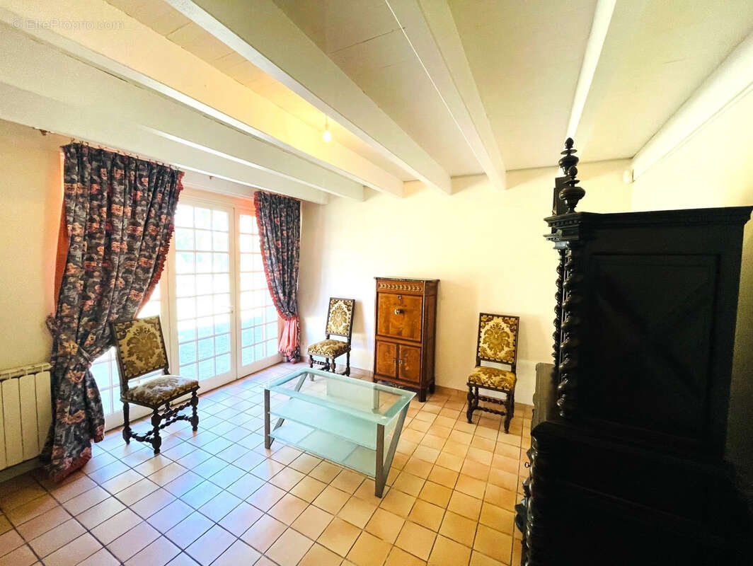 Maison à SAINT-GEOURS-DE-MAREMNE