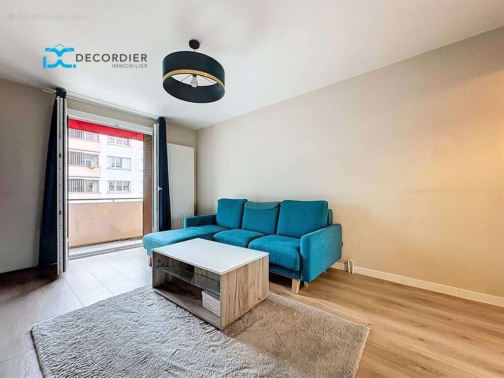 Appartement à EVIAN-LES-BAINS
