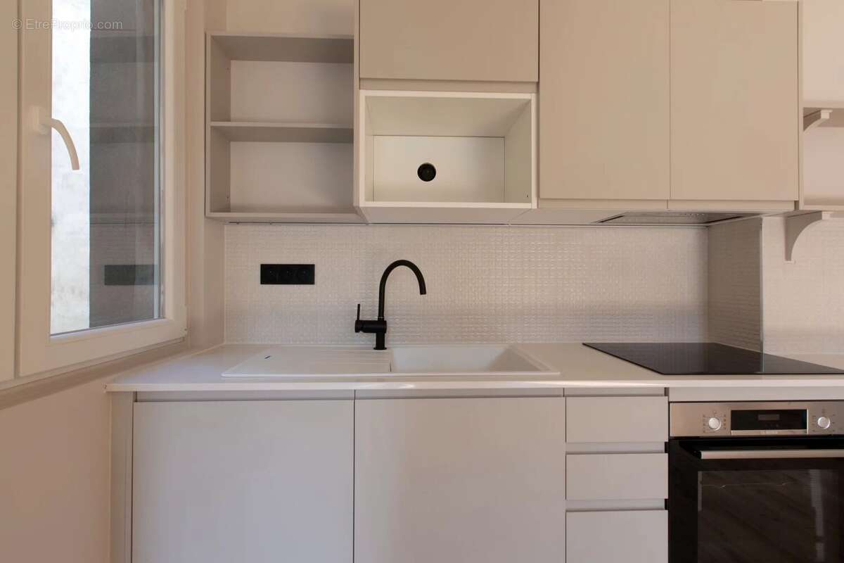 Appartement à PARIS-7E